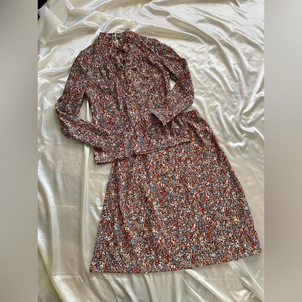 Vintage 1970s Floral Boho 2 Piece Skirt Set Academia Small Librarian
